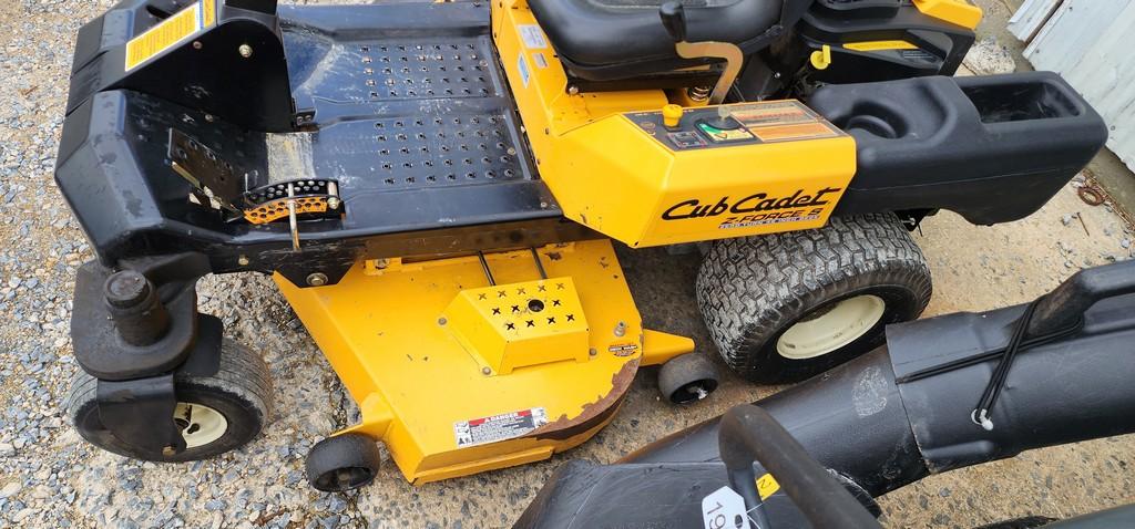 2011 Cub Cadet Z force S Zero Turn Mower (RUNS)(DEALER TRADE IN)