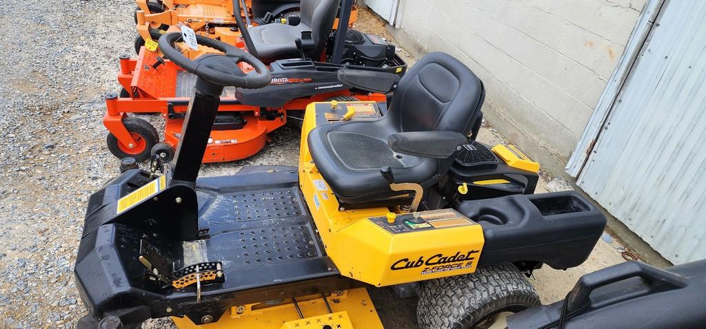 2011 Cub Cadet Z force S Zero Turn Mower (RUNS)(DEALER TRADE IN)