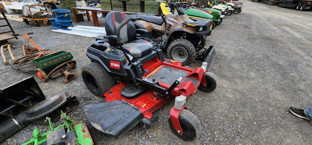 Toro Timecutter Zero Turn Mower (RUNS)