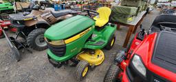 John Deere X300 Riding Mower (RUNS)