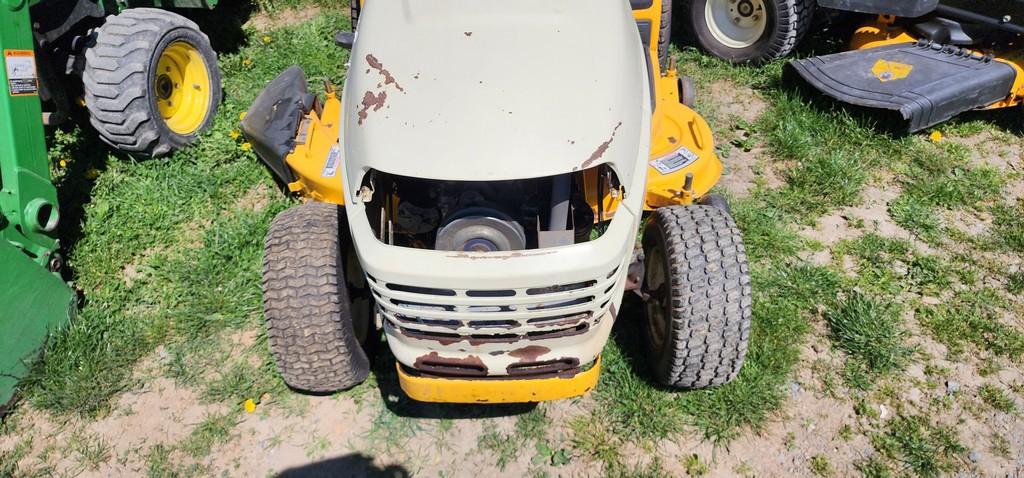 Cub Cadet HDS2165 Riding Mower (RUNS)