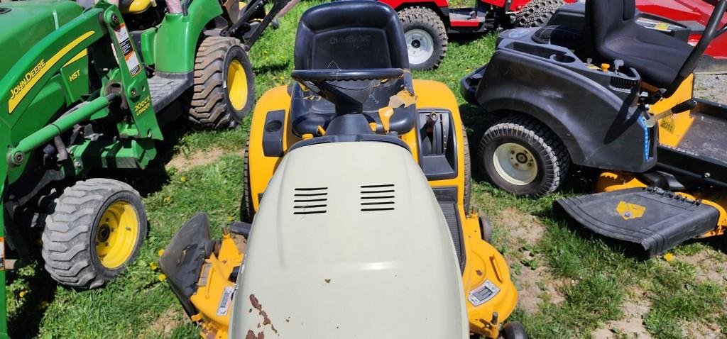 Cub Cadet HDS2165 Riding Mower (RUNS)