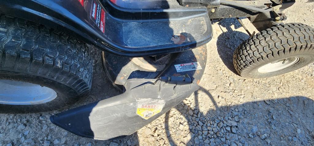 Yard Machine Riding Mower (RUNS)