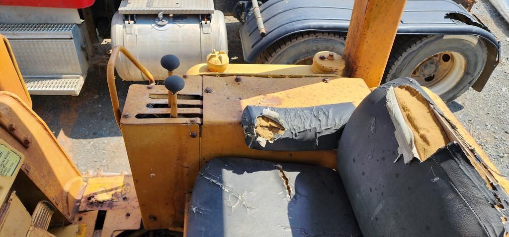 Caterpillar 941B Crawler/Loader (RUNS)