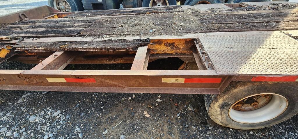 1974 Tag Along 2 Axle Trailer (TITLE)
