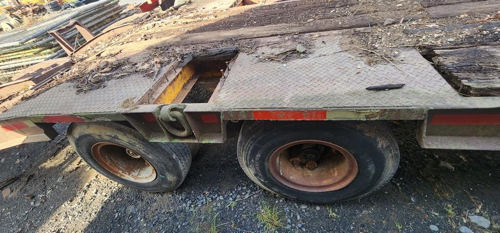1974 Tag Along 2 Axle Trailer (TITLE)