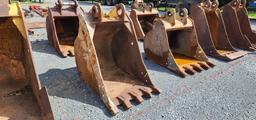32" Excavator Bucket
