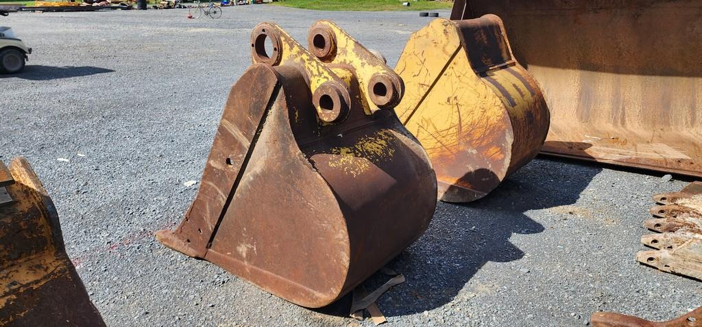 32" Excavator Bucket