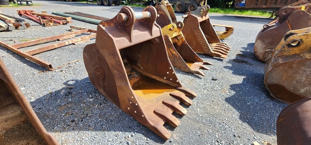 34" Excavator Bucket