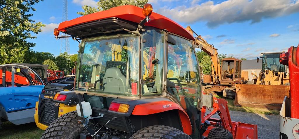 2021 Kubota L3560 Compact Loader Tractor (RIDE AND DRIVE) (LIKE NEW)