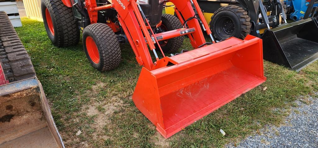 2021 Kubota L3560 Compact Loader Tractor (RIDE AND DRIVE) (LIKE NEW)