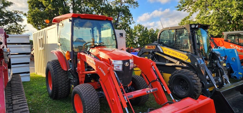 2021 Kubota L3560 Compact Loader Tractor (RIDE AND DRIVE) (LIKE NEW)