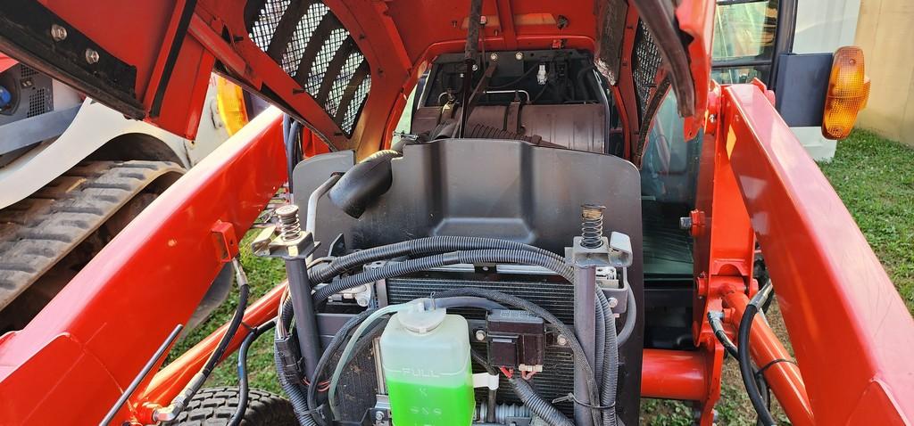 2021 Kubota L3560 Compact Loader Tractor (RIDE AND DRIVE) (LIKE NEW)