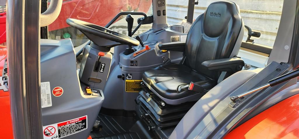 2021 Kubota L3560 Compact Loader Tractor (RIDE AND DRIVE) (LIKE NEW)