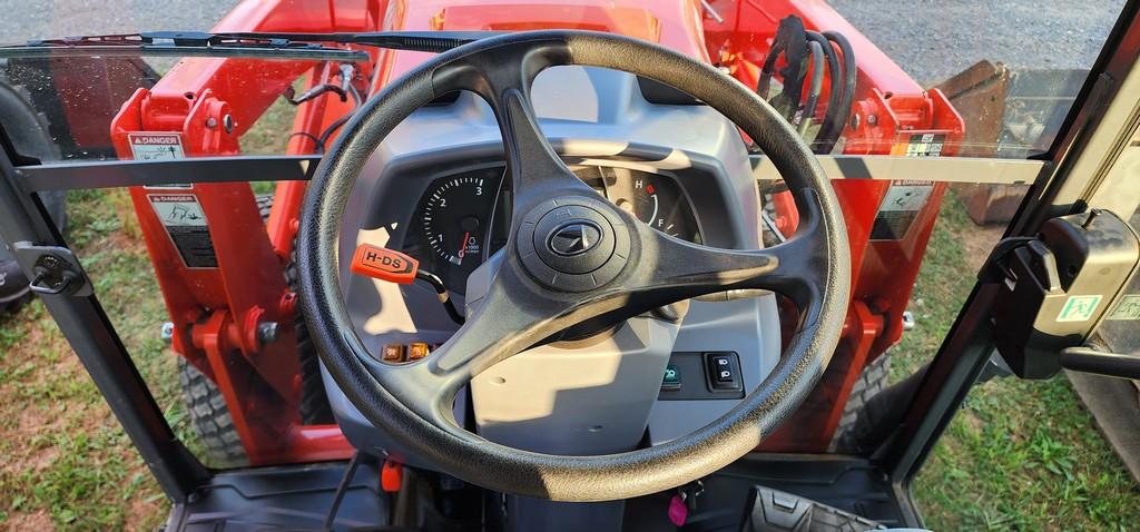2021 Kubota L3560 Compact Loader Tractor (RIDE AND DRIVE) (LIKE NEW)