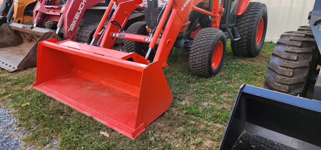2021 Kubota L3560 Compact Loader Tractor (RIDE AND DRIVE) (LIKE NEW)