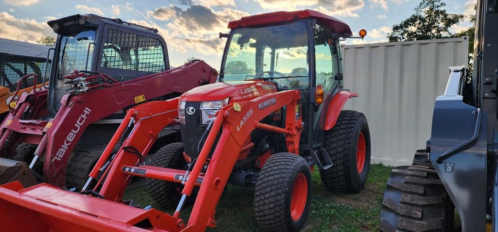 2021 Kubota L3560 Compact Loader Tractor (RIDE AND DRIVE) (LIKE NEW)