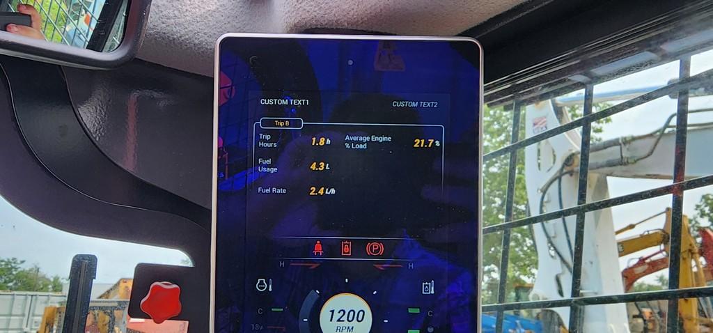 2022 New Holland L320 Skidloader (RIDE AND DRIVE) (LIKE NEW)