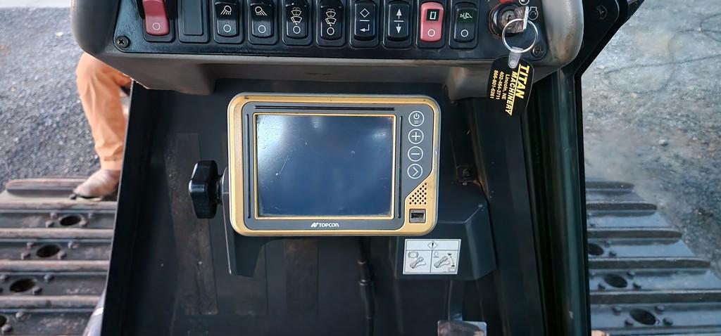 2017 Case 1150M LGP Dozer (RIDE AND DRIVE)