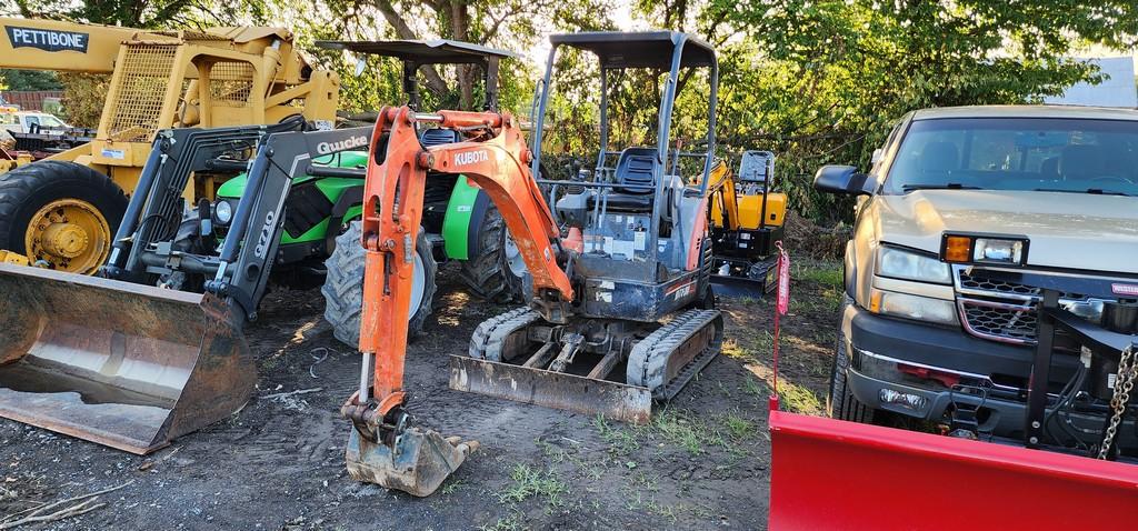 Kubota KX41-3V Mini Excavator (RUNS)