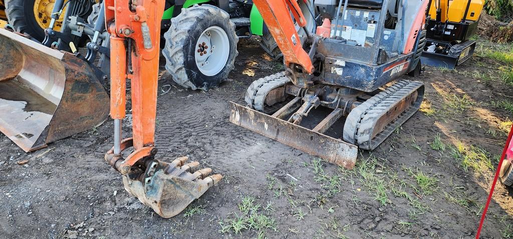 Kubota KX41-3V Mini Excavator (RUNS)