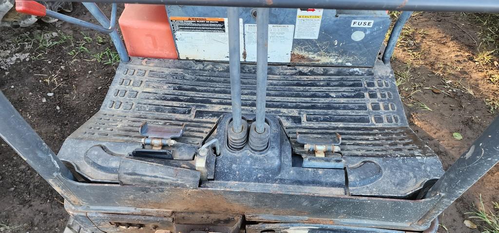 Kubota KX41-3V Mini Excavator (RUNS)