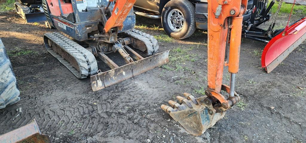Kubota KX41-3V Mini Excavator (RUNS)