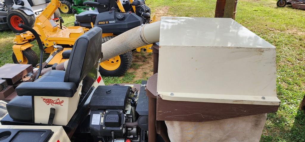 Grasshopper 618 Front Cut Mower w/Vac System (RUNS)(DEALER TRADE IN)
