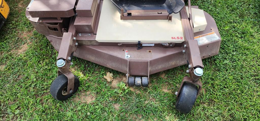Grasshopper 618 Front Cut Mower w/Vac System (RUNS)(DEALER TRADE IN)