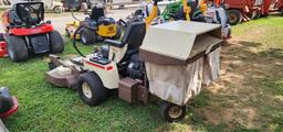 Grasshopper 618 Front Cut Mower w/Vac System (RUNS)(DEALER TRADE IN)