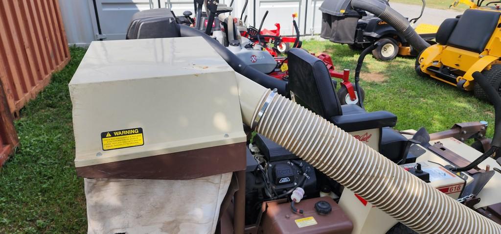 Grasshopper 618 Front Cut Mower w/Vac System (RUNS)(DEALER TRADE IN)