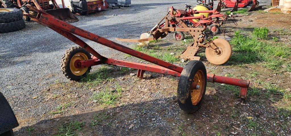 New Holland Double Rake Hitch