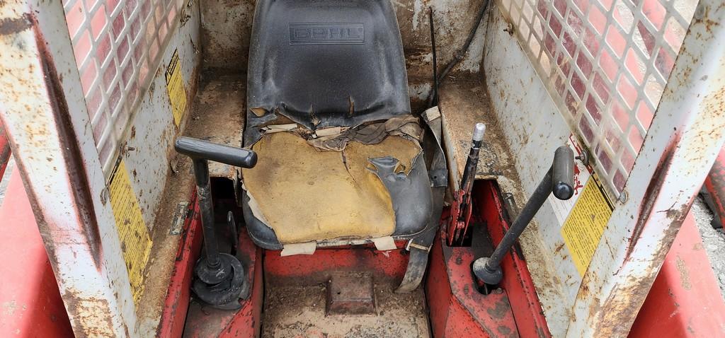 Gehl 4610 Skidloader (AS IS)