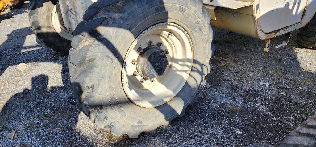 Terex SS-842C Telehandler (RUNS) (AS IS)