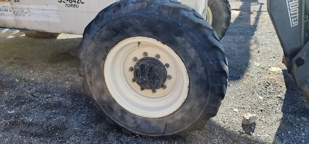 Terex SS-842C Telehandler (RUNS) (AS IS)