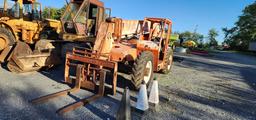 SkyTrak B8042 Telehandler (RUNS) (AS IS)