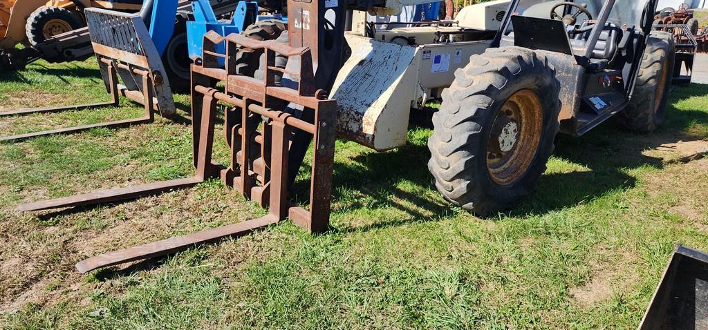 Ingersol Rand VR843-C Telehandler (RUNS)