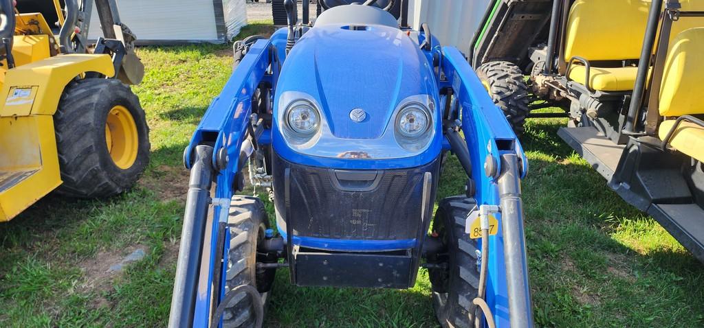 2014 New Holland 24 Tractor W/Loader (RIDE AND DRIVE)