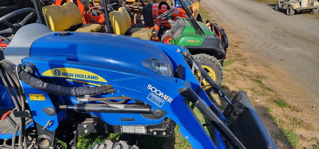 2014 New Holland 24 Tractor W/Loader (RIDE AND DRIVE)