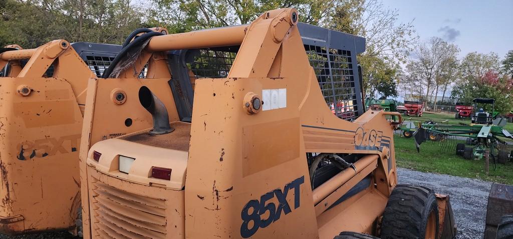 2000 Case 85XT Skidloader (RUNS)