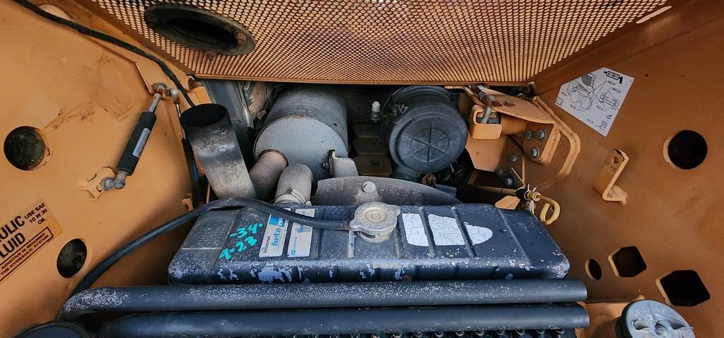 2000 Case 85XT Skidloader (RUNS)