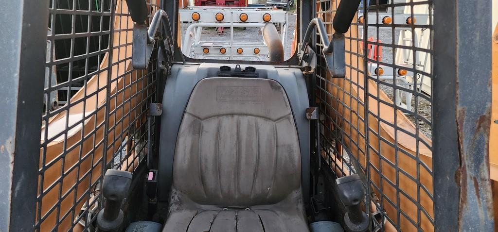 2000 Case 85XT Skidloader (RUNS)