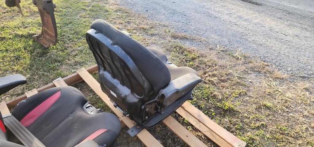 New Mahindra Tractor Seat