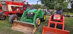 John Deere 4300 Compact Tractor W/Loader (RUNS)
