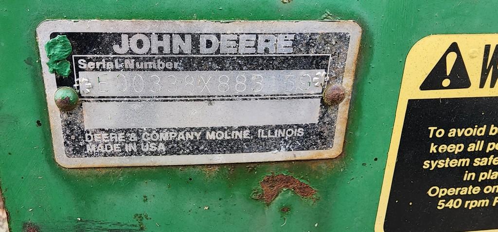 John Deere 338 Square Baler