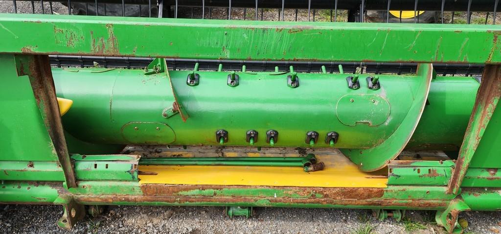 2004 John Deere 625F Hydraflex Grain Head