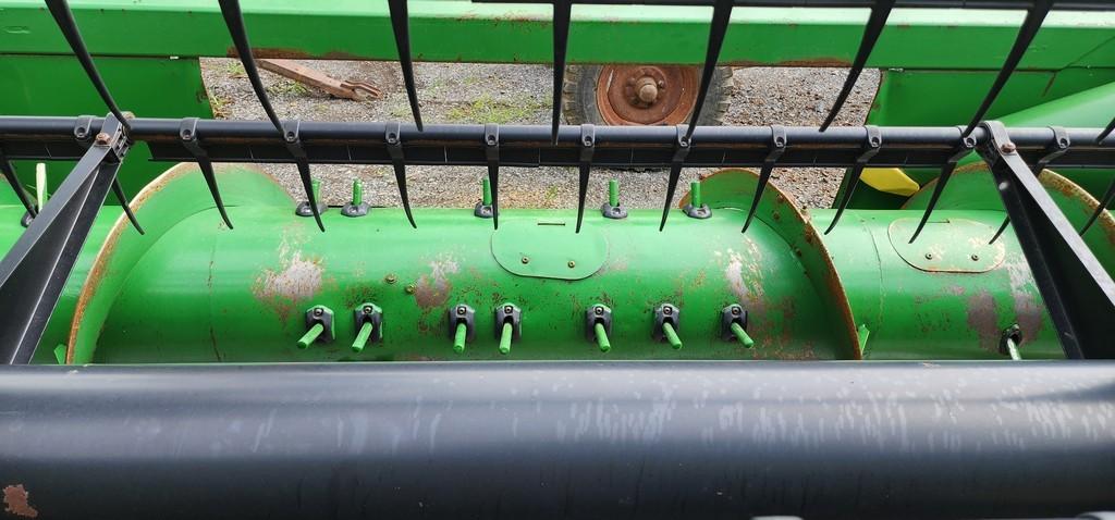 2004 John Deere 625F Hydraflex Grain Head
