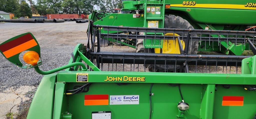 2004 John Deere 625F Hydraflex Grain Head