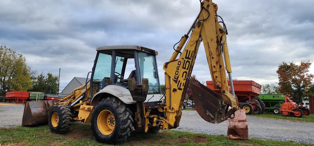 Ford 655E Backhoe (RUNS) (AS IS)