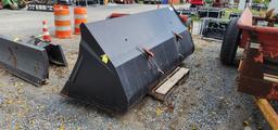 8' Euro Loader Bucket (LIKE NEW)